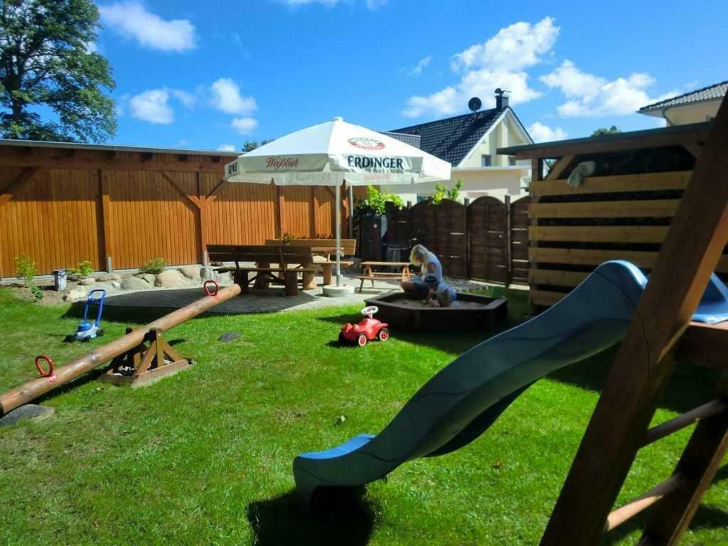 Ferienwohnung Am Waldesrand Зеллин Экстерьер фото